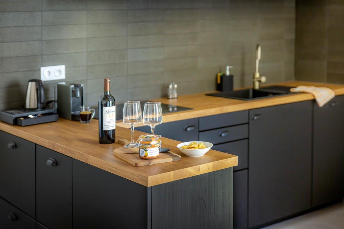 Provence Au Coeur Appart Hotels Forcalquier Zewnętrze zdjęcie